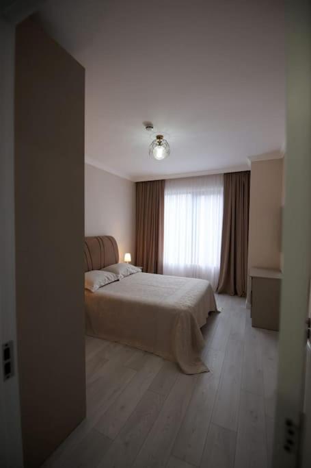 Persona Rooms Zugdidi Exterior photo